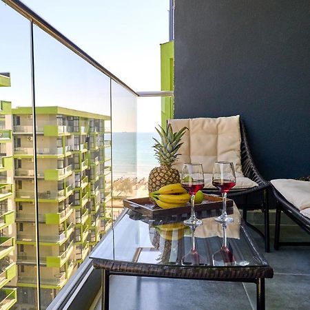 Sea Shore Apartments - Spa N Pools Beach Resort Mamaia Extérieur photo